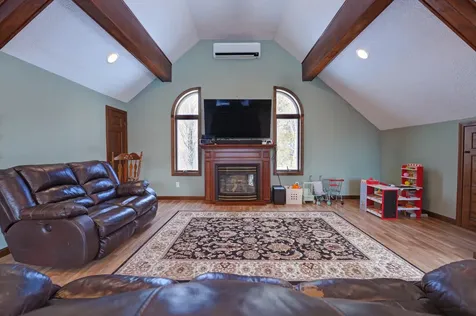 16 Village View Jay ME 04239
