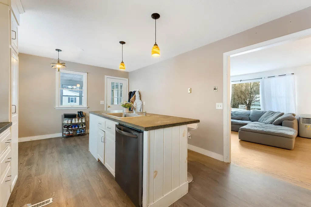 37 Page Avenue Wiscasset ME 04578