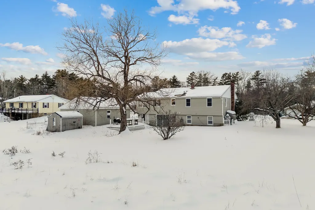 37 Page Avenue Wiscasset ME 04578