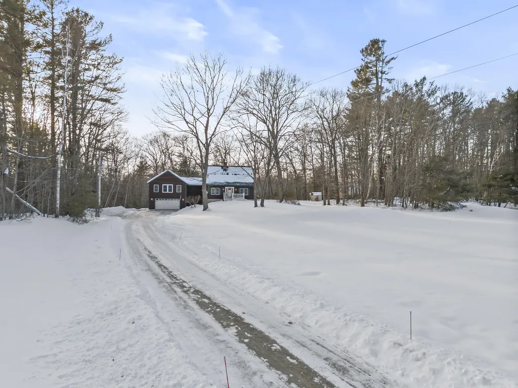 93 Limerick Road Arundel ME 04046