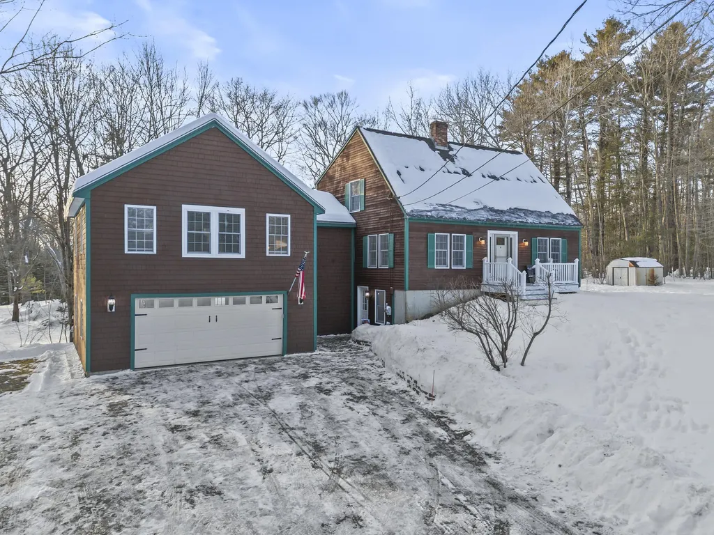 93 Limerick Road Arundel ME 04046