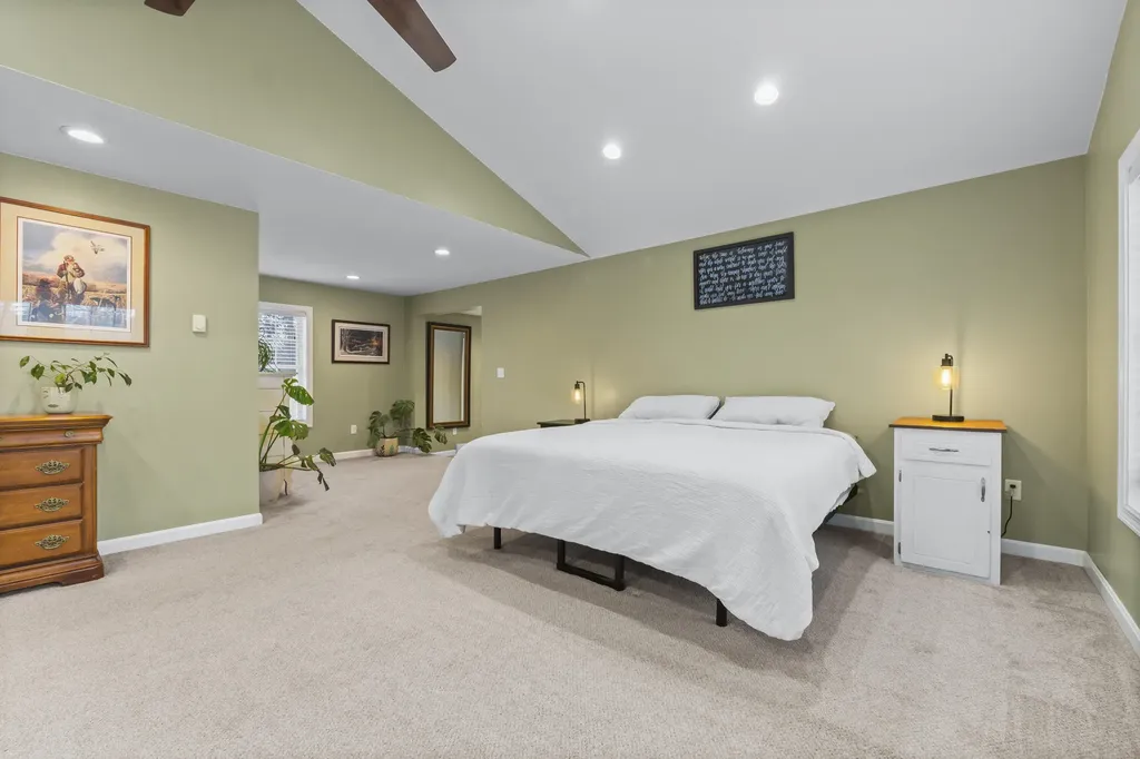 93 Limerick Road Arundel ME 04046