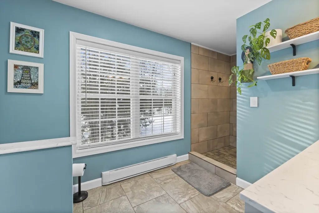 93 Limerick Road Arundel ME 04046