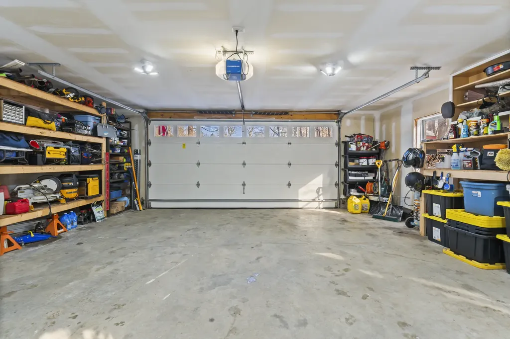 93 Limerick Road Arundel ME 04046