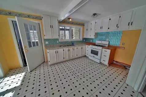 51 Andrews Road Drew Plt ME 04497