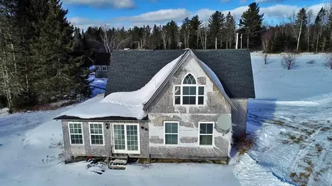 51 Andrews Road Drew Plt ME 04497