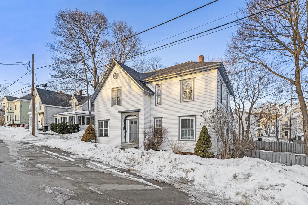 46 Bowdoin Street Bangor ME 04401