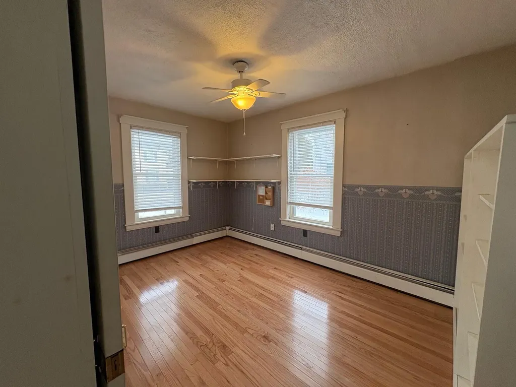 16 Bartlett Street Gardiner ME 04345