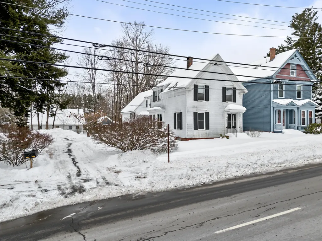 67 Pleasant Street Brunswick ME 04011