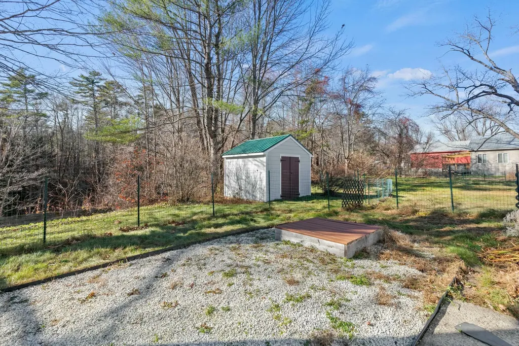 40 Depot Street Harrison ME 04040