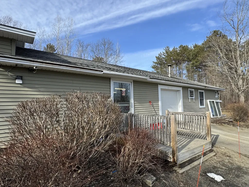 1225 W Main Street Dover-foxcroft ME 04426