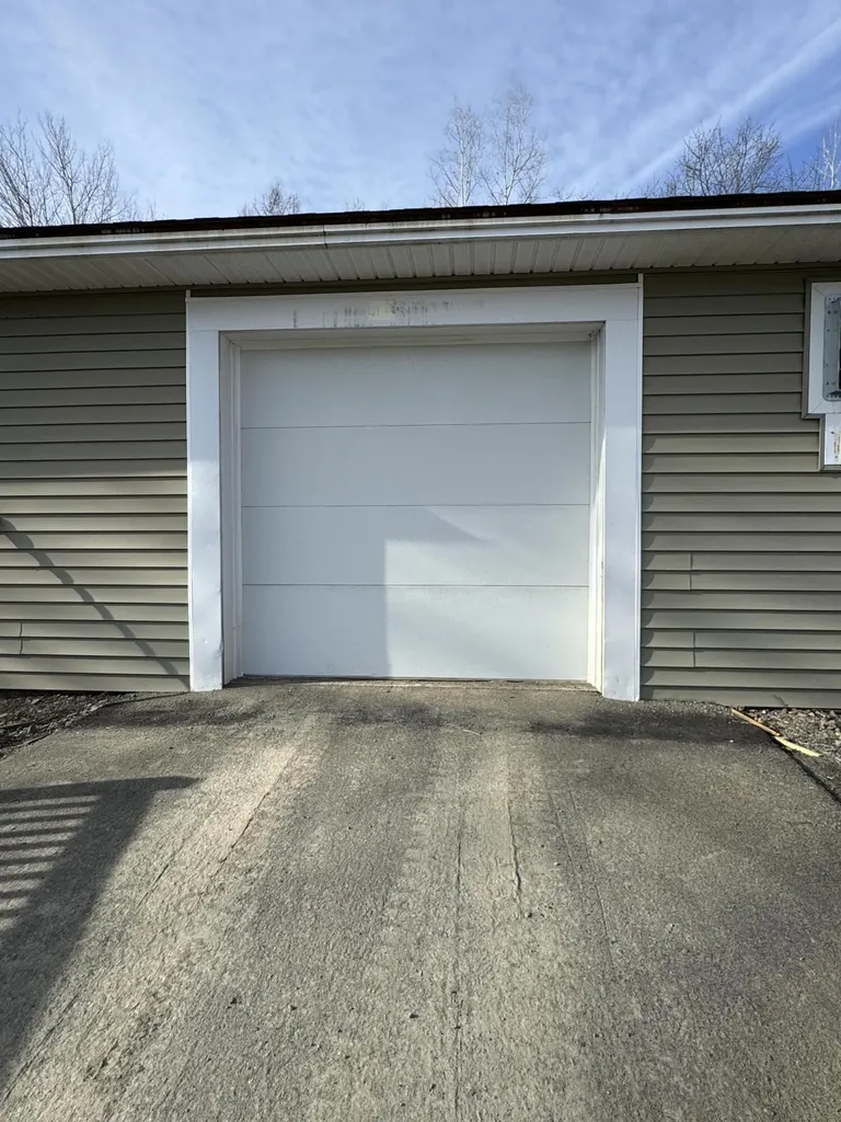 1225 W Main Street Dover-foxcroft ME 04426