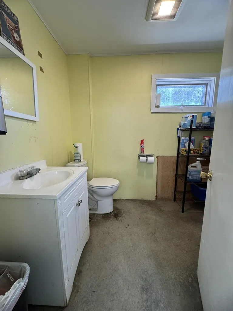 1225 W Main Street Dover-foxcroft ME 04426