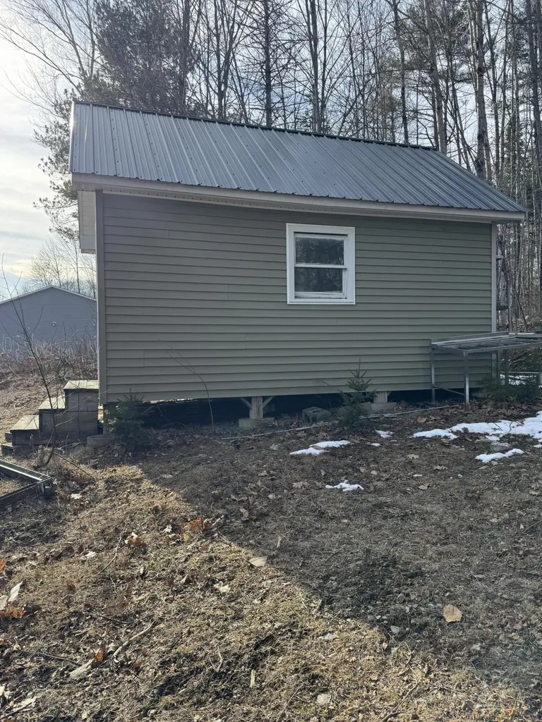 1225 W Main Street Dover-foxcroft ME 04426