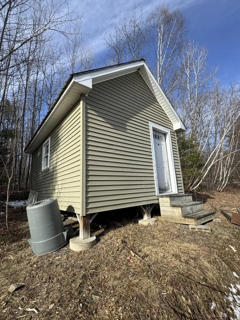 1225 W Main Street Dover-foxcroft ME 04426