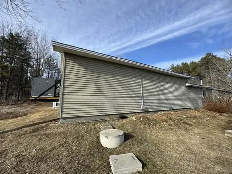 1225 W Main Street Dover-foxcroft ME 04426