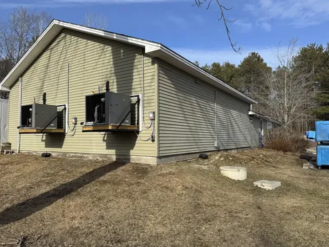 1225 W Main Street Dover-foxcroft ME 04426