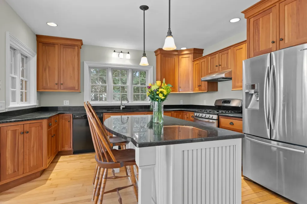 115 Maquoit Drive Freeport ME 04032
