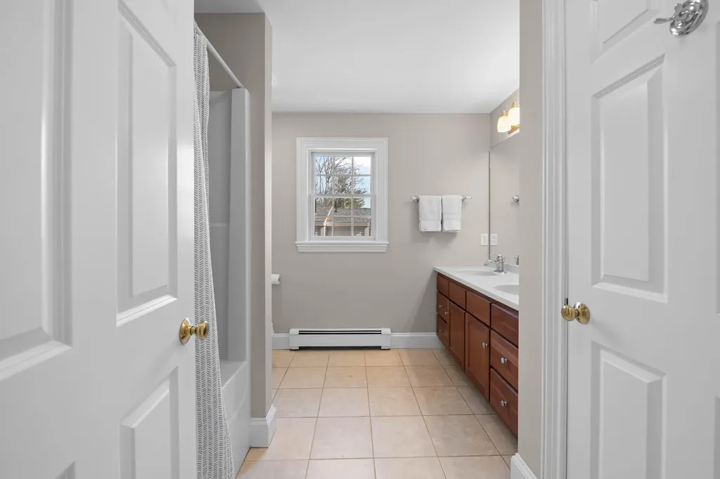 115 Maquoit Drive Freeport ME 04032