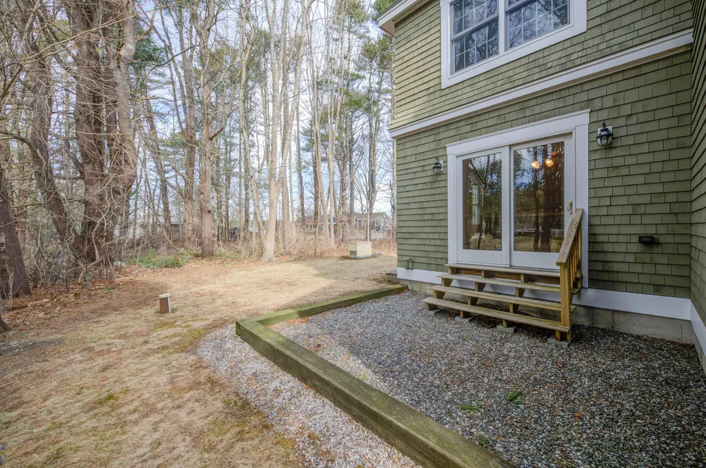 115 Maquoit Drive Freeport ME 04032