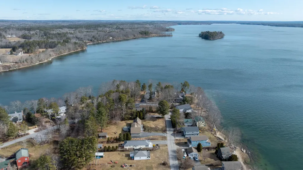 115 Maquoit Drive Freeport ME 04032