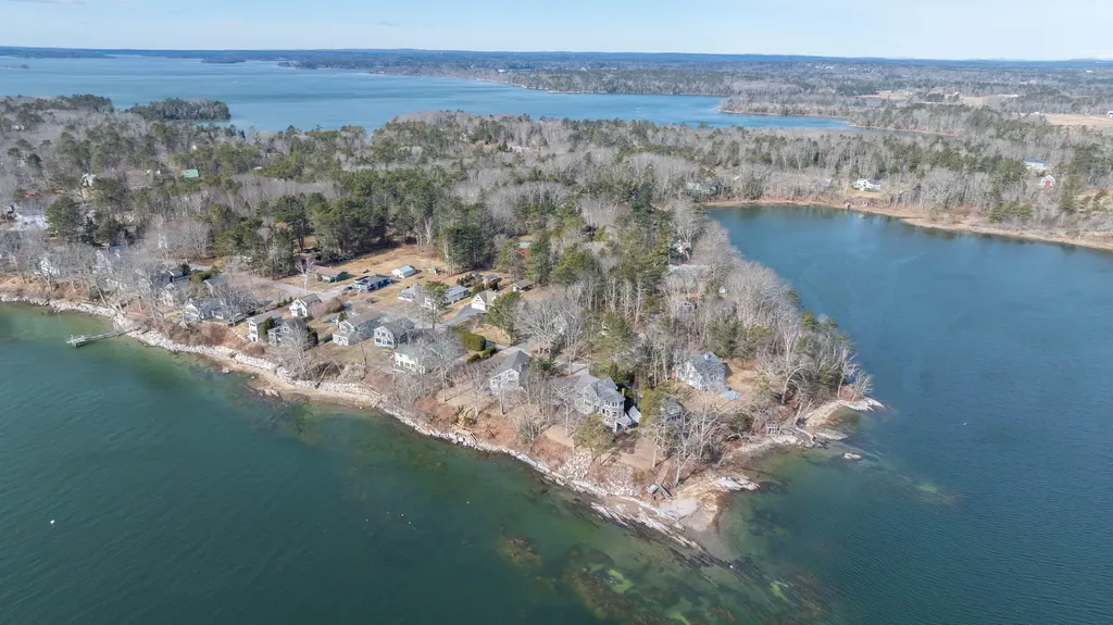 115 Maquoit Drive Freeport ME 04032