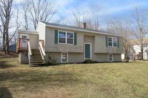 4 Allens Lane Verona Island ME 04416