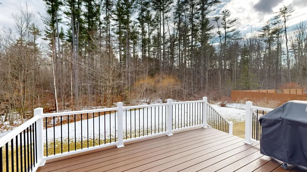 29 Crossing Brook Drive Buxton ME 04093