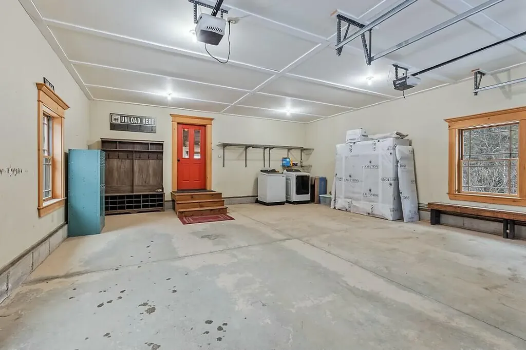 41 Moose Ridge Road Dallas Plt ME 04970