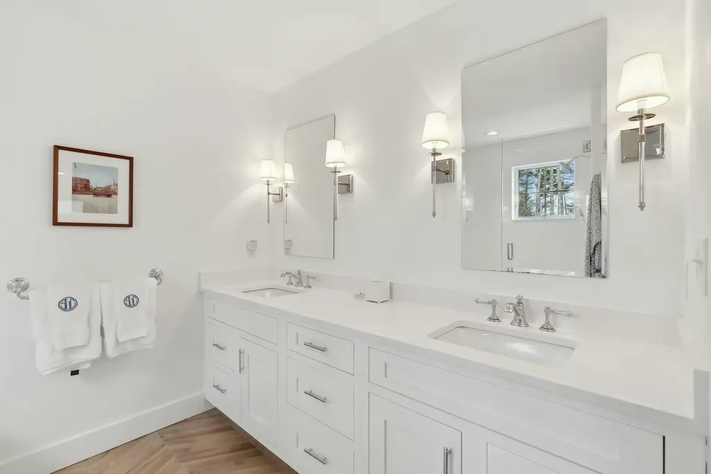 3 Mulberry Lane Kennebunk ME 04043