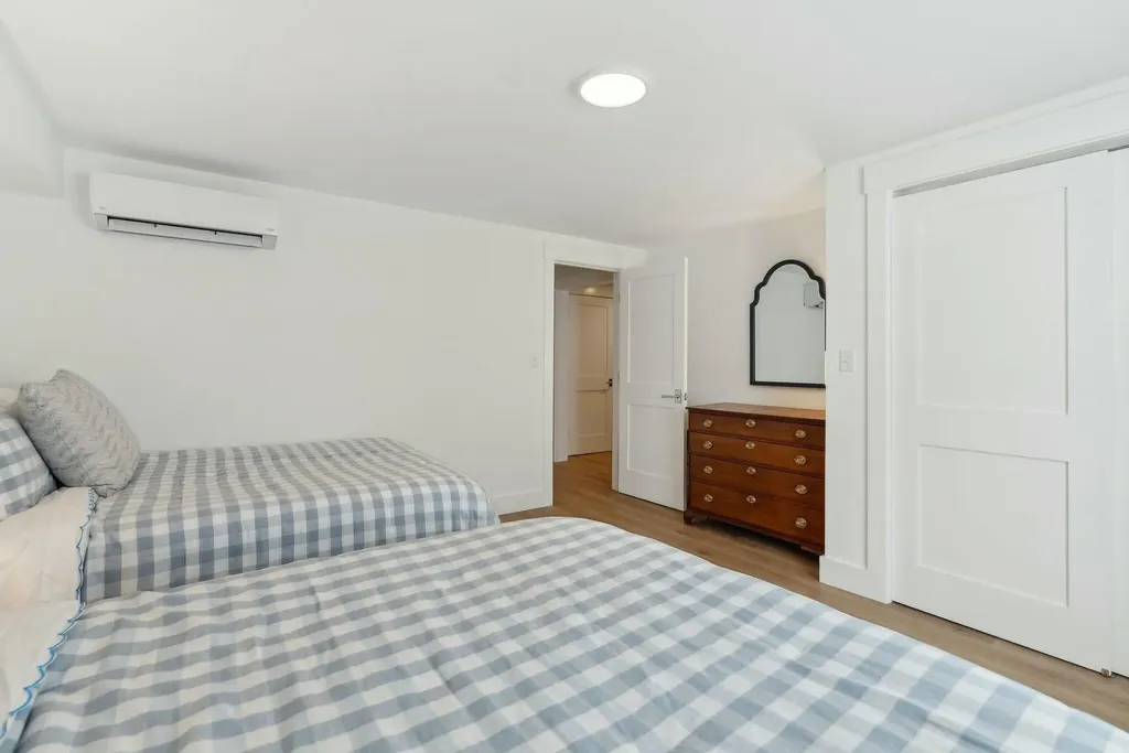 3 Mulberry Lane Kennebunk ME 04043