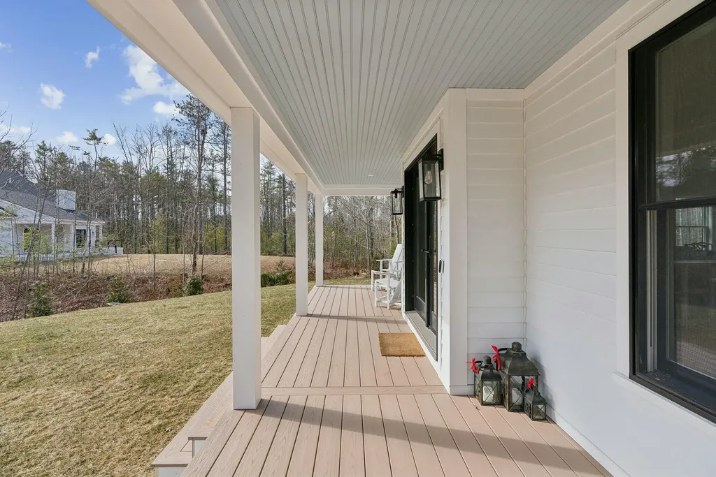 3 Mulberry Lane Kennebunk ME 04043