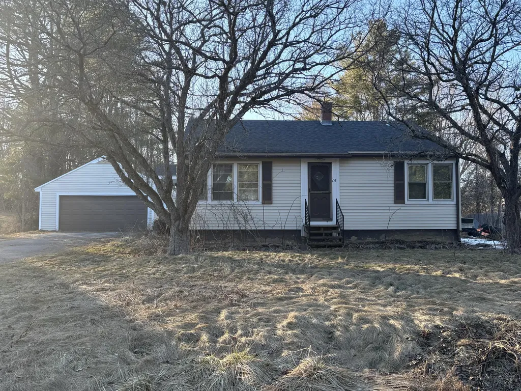 214 Fairfield Street Oakland ME 04963