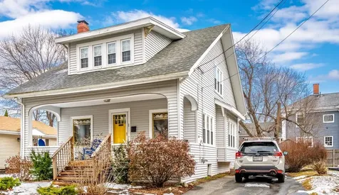 23 Dennett Street Portland ME 04102