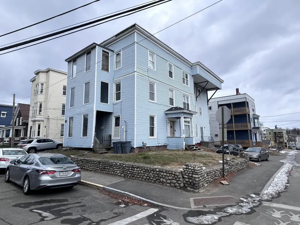 68 Birch Street Lewiston ME 04240