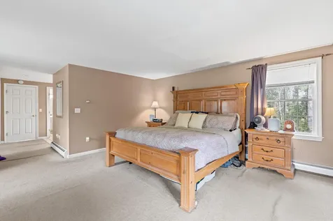 29 Minuteman Drive Scarborough ME 04074