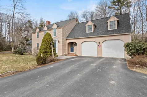 29 Minuteman Drive Scarborough ME 04074