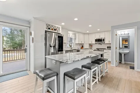 29 Minuteman Drive Scarborough ME 04074