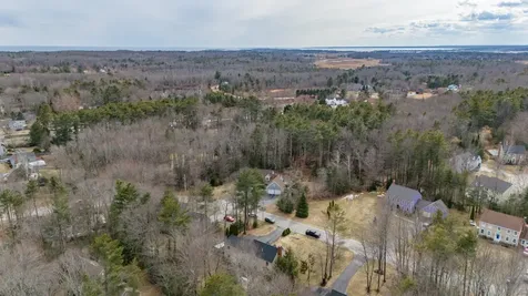 29 Minuteman Drive Scarborough ME 04074