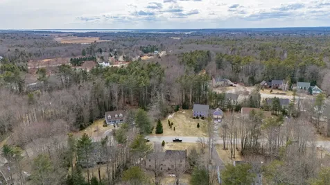 29 Minuteman Drive Scarborough ME 04074