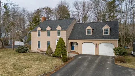 29 Minuteman Drive Scarborough ME 04074