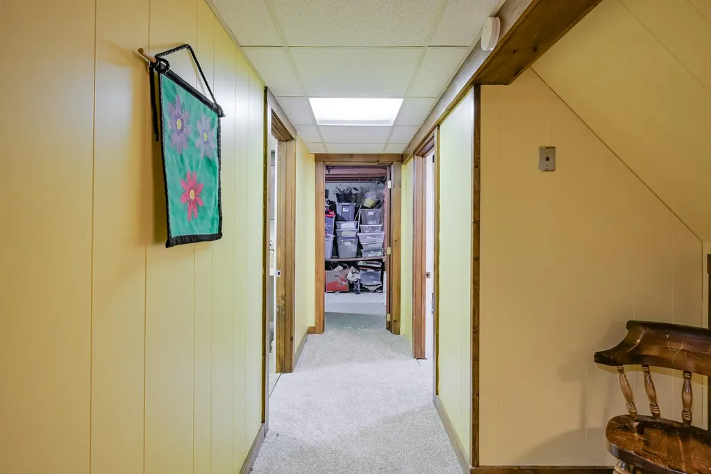713 Gardiner Road Wiscasset ME 04578