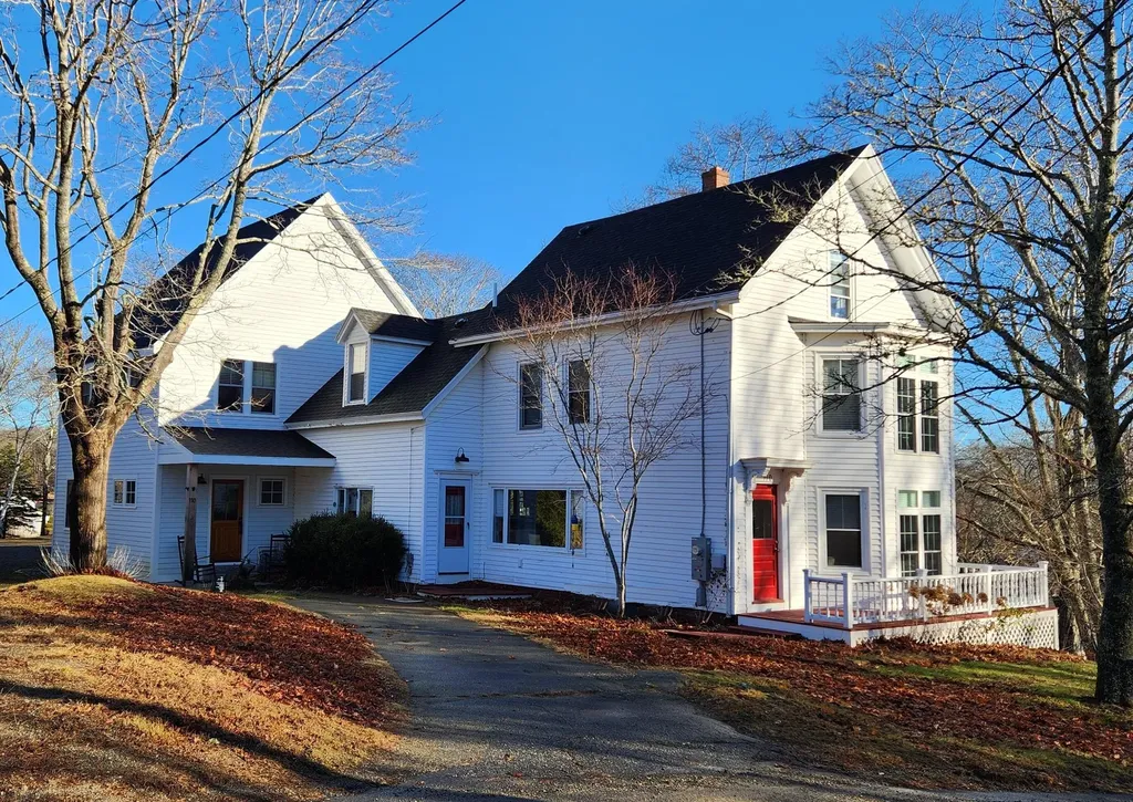 110 Southside Road Bristol ME 04554
