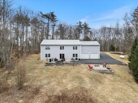 57 Farmview Lane Freeport ME 04032