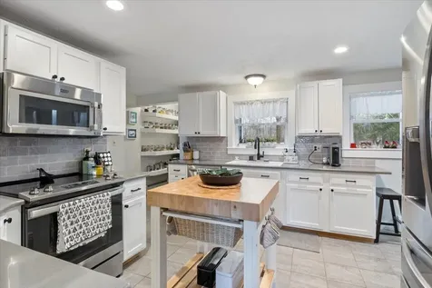 57 Farmview Lane Freeport ME 04032