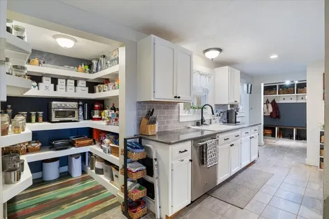 57 Farmview Lane Freeport ME 04032