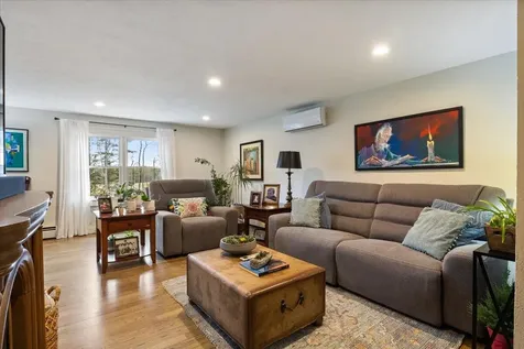 57 Farmview Lane Freeport ME 04032