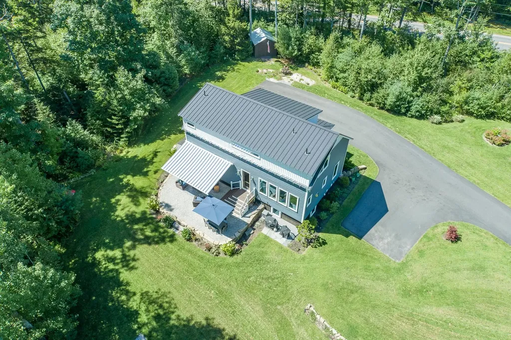 6 Harpswell Harbor Drive Harpswell ME 04079