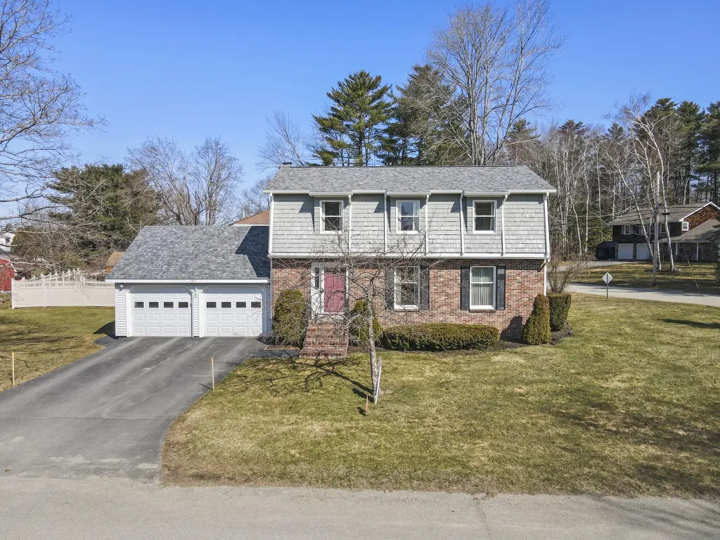 104 Longmeadow Drive Brewer ME 04412