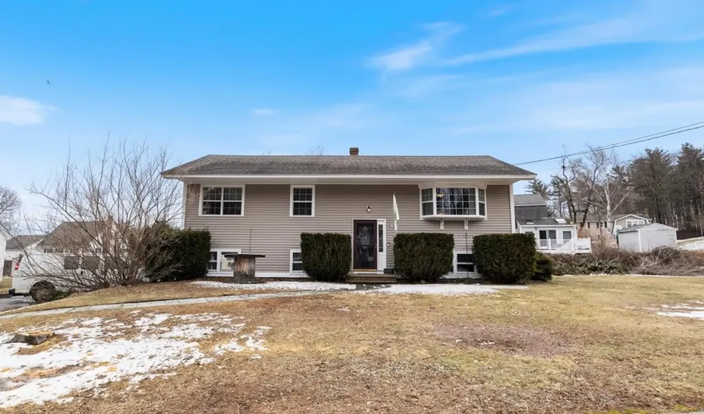 7 Greenfield Lane Biddeford ME 04005